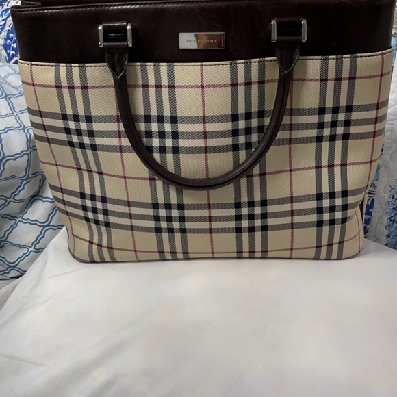 Burberry❤️SOLD - Picture 4 of 10